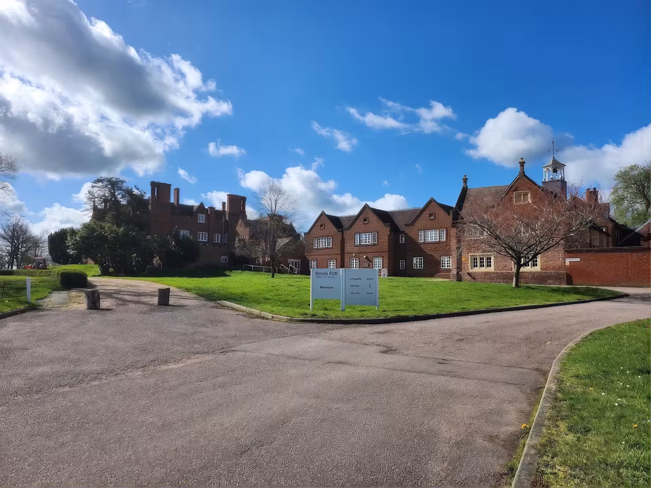 BOURN HALL CLINIC CAMBRIDGE 5.webp
