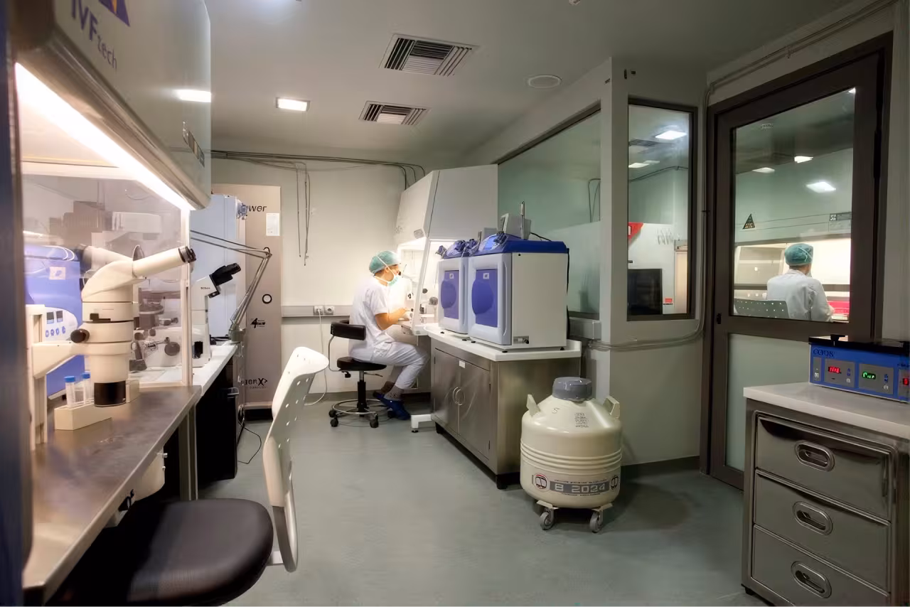 EMBRYOLAB 14.webp