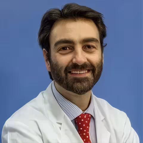 Dr. Álvaro Ruiz