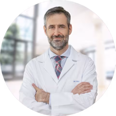 Dr César Díaz
