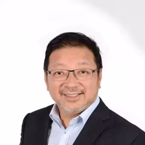 Dr Clement Tay
