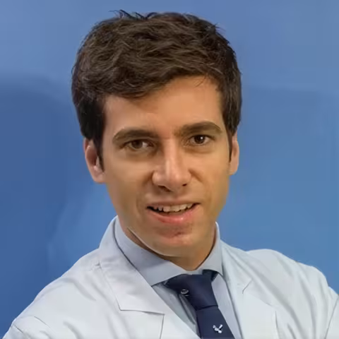 Dr. Enrique Chacón