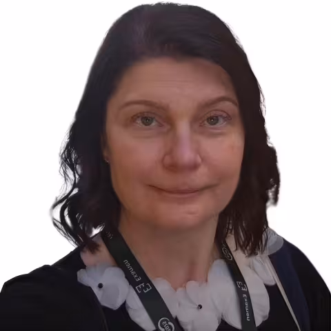Dr Ilze Zommere