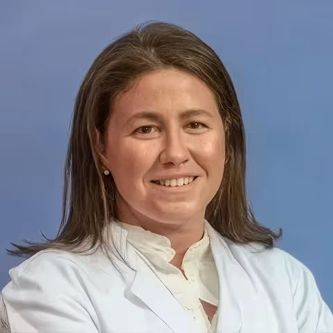 Dr. María Aubá