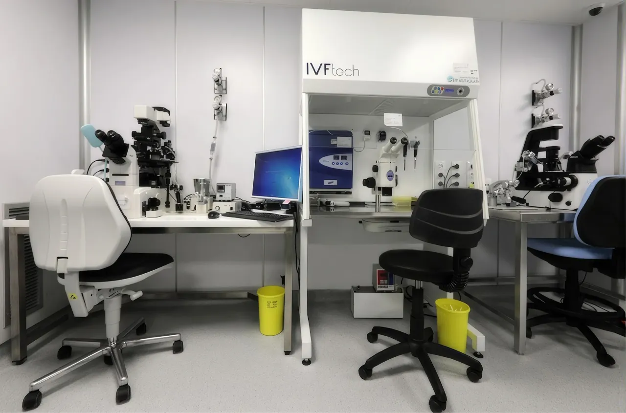 EMBRYOLAB 9.webp