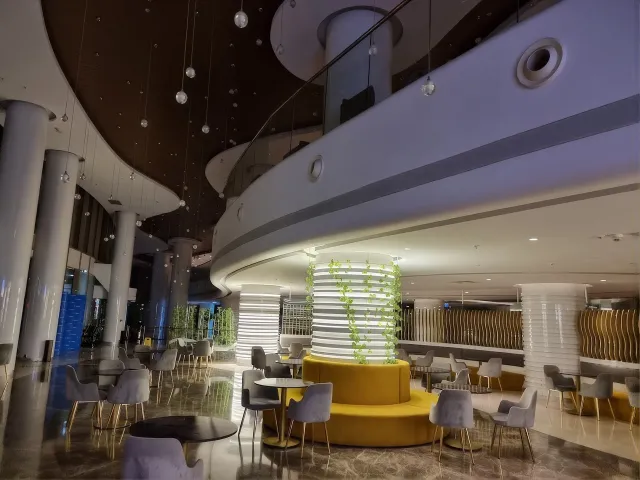 İSÜ Liv Hospital Bahçeşehir