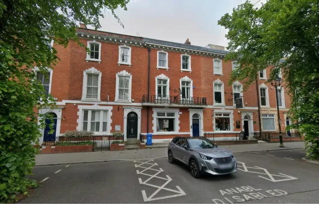 London Women's Clinic Cardiff