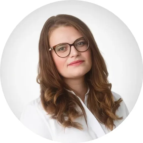 Andrea Vařbuchtová, MD