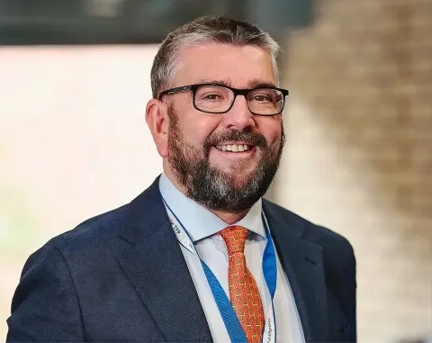 Dr Geoffrey Trew