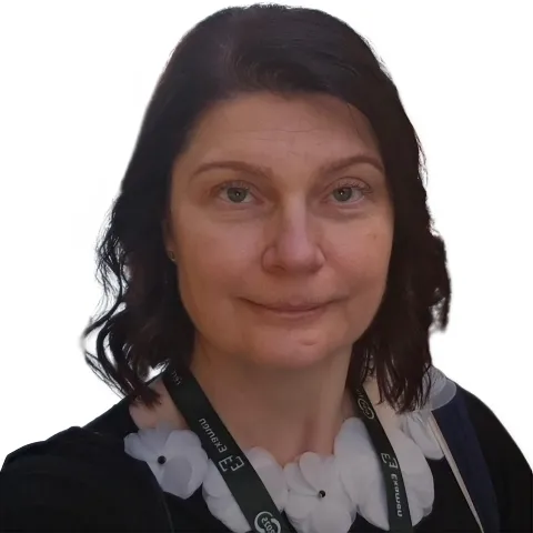 Dr Ilze Zommere
