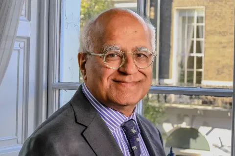 Dr Kamal Ahuja