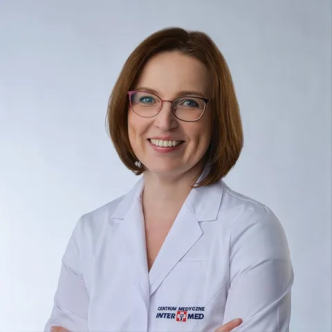 dr n. med. Kamila Węglarz