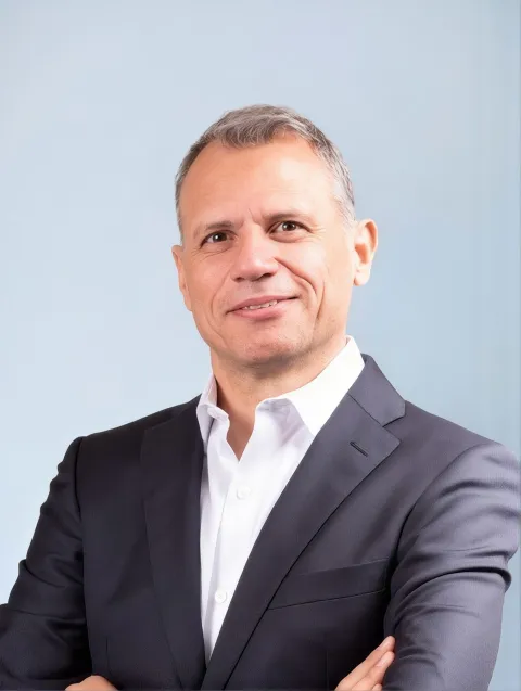 Dr. Michael Pelekanos