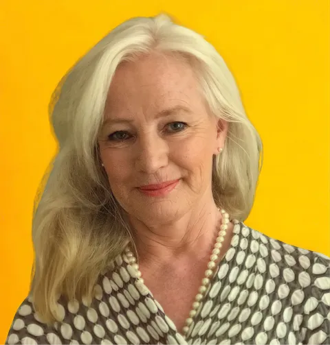 Dr Vivienne Hall